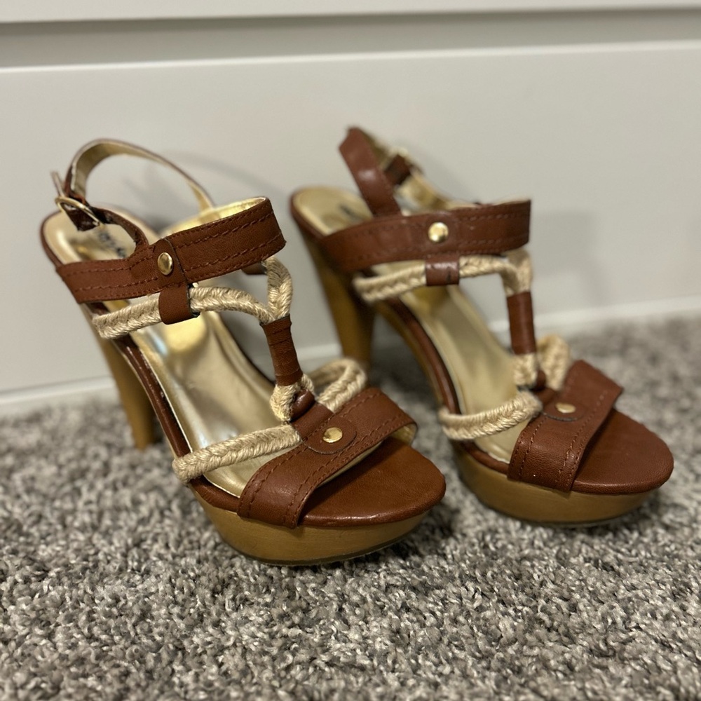 Brown and Gold Sandals with Buckle